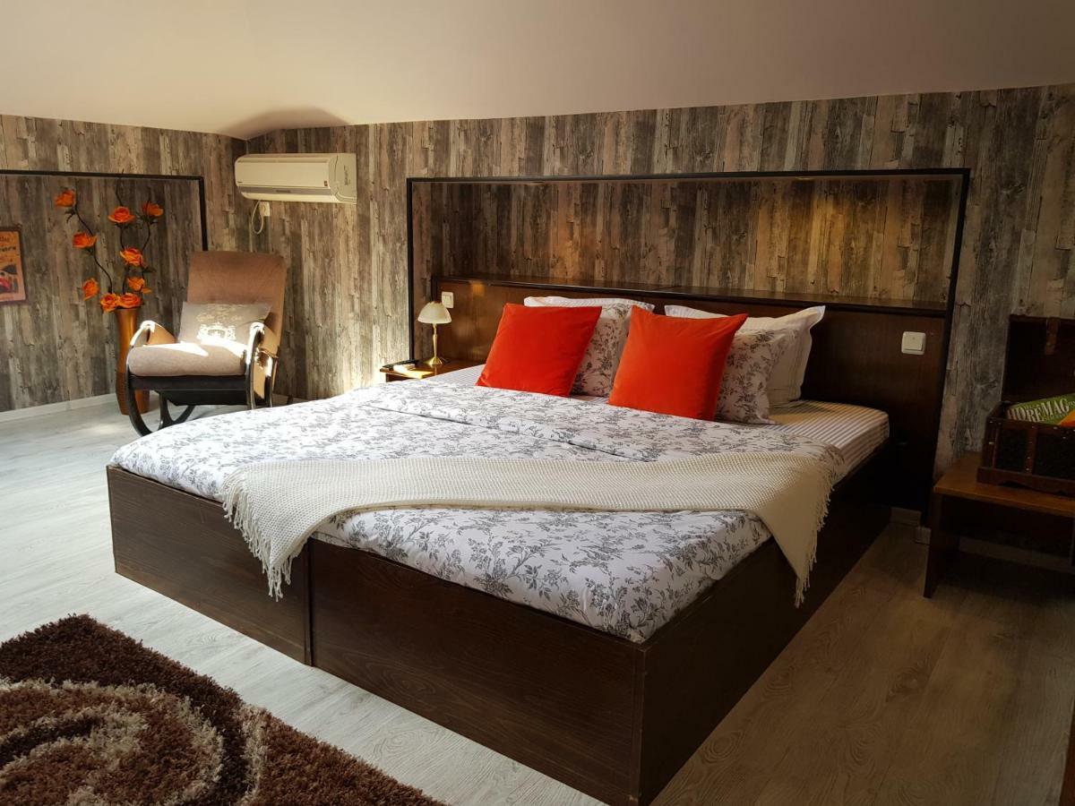 Hotel Minaliat Vek Sjumen Eksteriør bilde